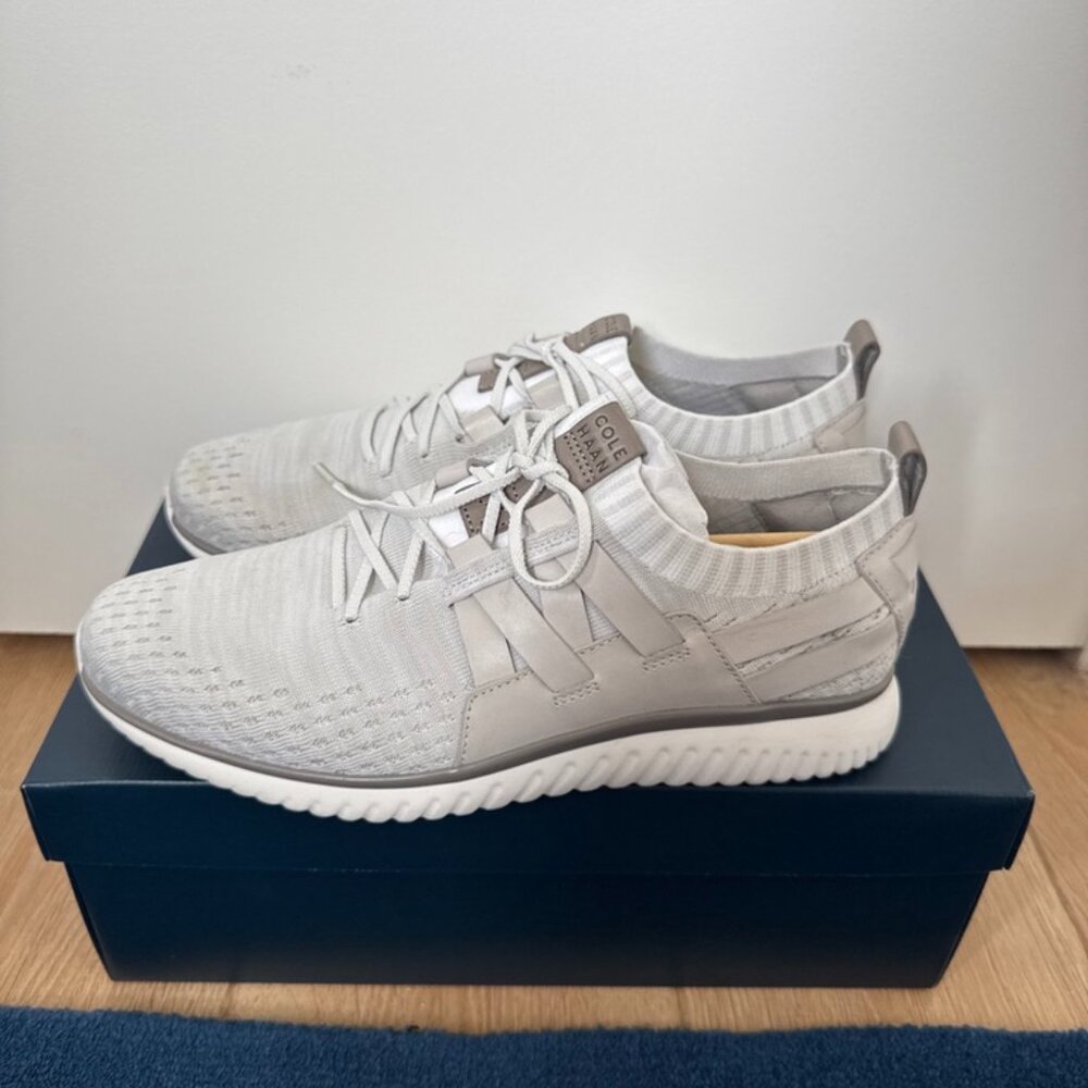 Cole Haan Men's Stitchlite Knit White/Gray Sneaker Size 8.5 Wide BNIB UNWORN